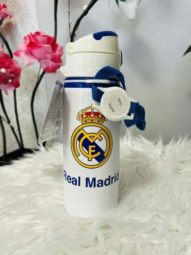 Real Madrid Emblem alumínium szívószálas kulacs akasztóval 600 ml