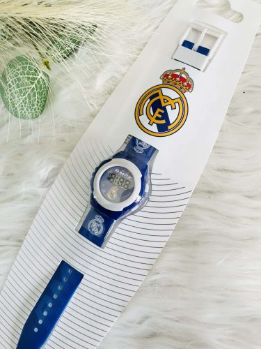 Real Madrid Emblem Blue digitális karóra