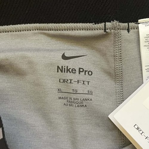 Nike Pro Training szürke női rövidnadrág